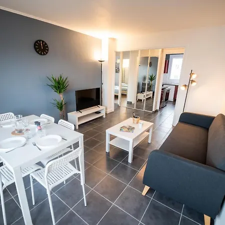 Robespierre - Tout Equipe & Calme - Tv Et Wifi Saint-Etienne  Buitenkant foto