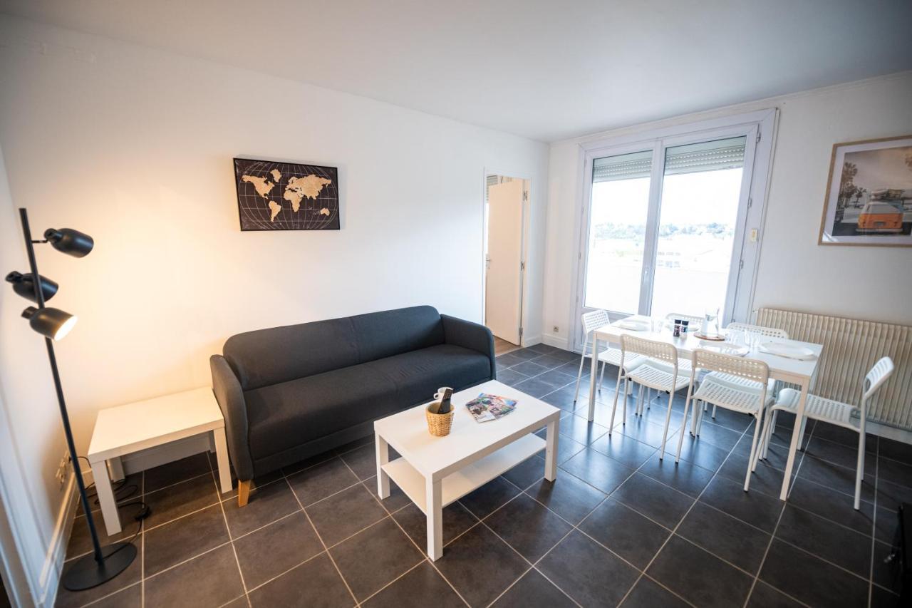 Apartment Robespierre - Equipe & Calme - Tv Et Wifi Saint-Etienne (Loire)